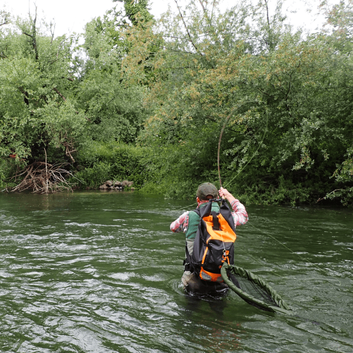 A bright orange pack attracts a lot of attention, time for some fancy casts!